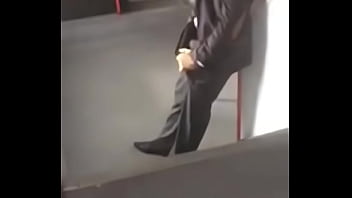 Preview 2 of Xnxx Sonakshi Actress - Cara excitado no metr&ocirc_