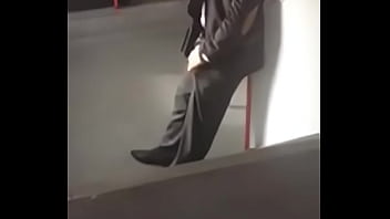 Preview 1 of Xnxx Sonakshi Actress - Cara excitado no metr&ocirc_