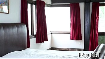 Preview 2 of Fiajfetcd - Steamy sexy oil massage   XVIDEOSCOM