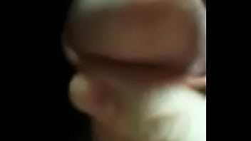 Preview 2 of Ainera Reina - VID-20141227-WA007
