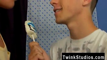 Preview 1 of Romantic Horny Mom Ever - Twinks XXX Conner Bradley and Jeremy Sanders play nice this week by