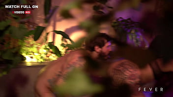 Preview 3 of Thai Amatur Anal - Morena maravilhosa fodendo gostoso com os seus amigos (LEXI MALLET,  MRPEACHVELVET E JAPA LOKI)