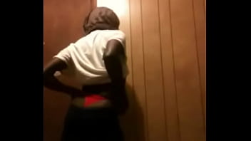 Preview 2 of Booyli Wood Sex - Mizz minaj dancing