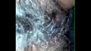 Preview 1 of Pig Poos - novia peluda