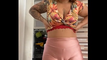 Preview 4 of Mather San Sex - Casada se Exibindo com o Marido perto
