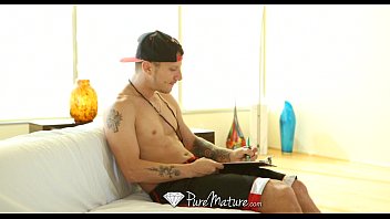 Preview 1 of Amazing Extra Big Blowjoblips - HD - PureMature Sexy cougar Janet Mason is fucked by her boy