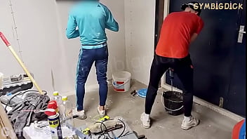 Preview 2 of Hores Xvideo Gril 5 Mints - Two Guy Asian construction workers fuck  outdoor