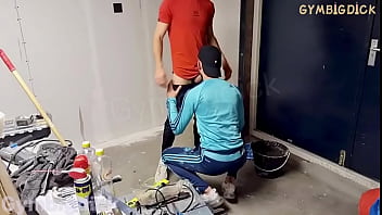 Preview 3 of Hores Xvideo Gril 5 Mints - Two Guy Asian construction workers fuck  outdoor