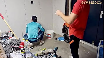 Preview 1 of Hores Xvideo Gril 5 Mints - Two Guy Asian construction workers fuck  outdoor