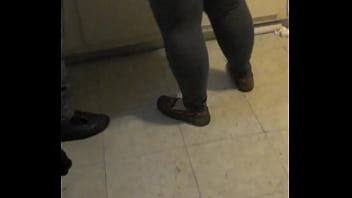 Preview 2 of Ohhh Mommies With Young Son - I would do work on dis big juicy ass