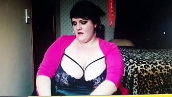 Preview 1 of Sola Saal Ki Couples - Sexy BBW pierced nipples webcam