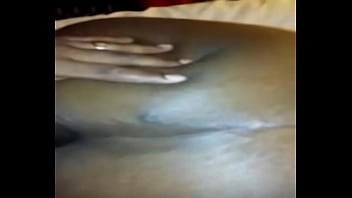 Preview 4 of Desnudando En El Bao - BIG BOOTY PUSSY FARTING