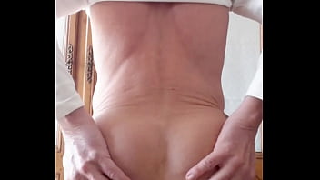 Preview 1 of Erotic Boy - balle de golf coinc&eacute_e dans mon cul elle veut plus sortir, 