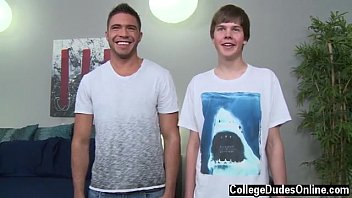Preview 1 of Nigth Time Sex - Sexy gay &nbsp_ He gives Sam a opportunity to adjust to his epic size