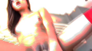 Preview 4 of Tailer Xxx - Wrong Feels So Right
