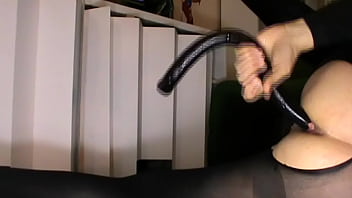 Preview 3 of Girls And Boy Xxxout - Dildo anale da 100 Cm 25