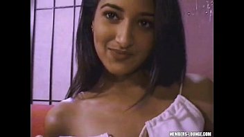 Preview 1 of Cantik Remaja Ganas - Indian goddess masterbate in her room