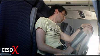 Preview 3 of Kittens Sex Tuber - paja en avion de united airlines | lgcba.com