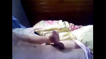 Preview 2 of A Bell Dan - Branlette mec 21 ans.avi