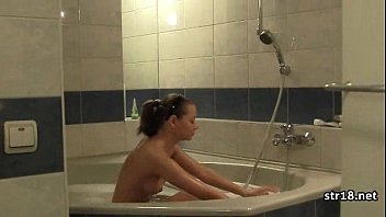 Preview 1 of 1 Minats Ke Video - Tight teen likes it hardcore