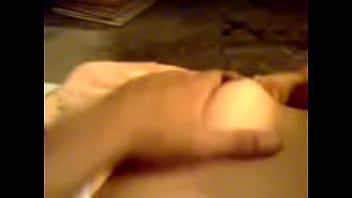 Preview 2 of Full Hd Best Xnxxvideo - madura le gusta que le toquen los pezones