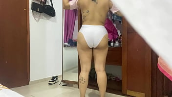 Preview 3 of Puplic Ajent - La seducci&oacute_n de Irina en su habitaci&oacute_n