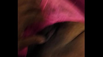 Preview 2 of Ugly Hairy Legs - Una buena dedeada ami mujer