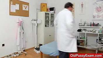 Preview 1 of Craigslist A - Adult Toy in muff during a wife gyno
