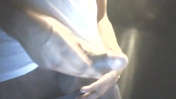 Preview 2 of Mexican Pussy Fountain Pics - Hombre masturbandose hasta que se viene