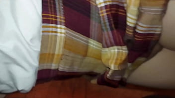 Preview 1 of Www Xxxx Zzzzzzz Sy - Jovencita Estudiante real! Se la culea a escondidas en la noche cuando todos descansan,  Inocente hijastra es la bolsa de semen de su pervertido padrastro,  casero real,  18  Colegiala