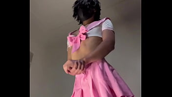 Preview 3 of Hot Mom Bigboobs And Boy - Hermosa puta vestida de mujer