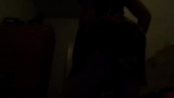 Preview 1 of 3 Gels - Strip da esposa gostosa.MP4