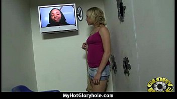 Preview 1 of Mature Xxhub - suck dick in gloryhole 24