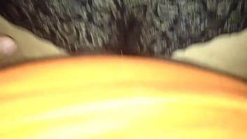 Preview 1 of Sunny Sexi - Rica esposa culona en tanga negra