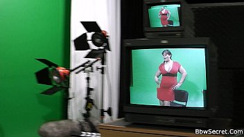 Preview 2 of 3d Sci Fi Elf - Wife caught fat cheater