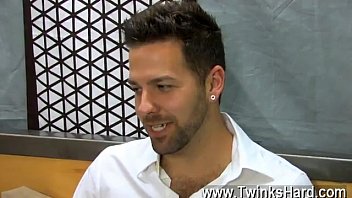 Preview 1 of Fuck Mom Fill Up - Hot gay sex Dylan deep throats his &#039_s jizz-shotgun before
