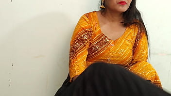 Preview 1 of Bachi Smol - ईद के दिन दोस्त की बहन के घर जाकर उसकी बहन को चोदा.