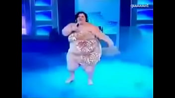 Preview 1 of Grope Boibs - Fat lady dancing so well.