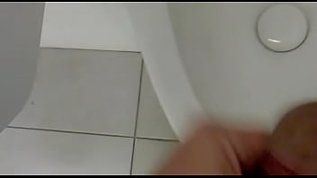 Preview 1 of Drinks And Sex Among Friends - 25052011025