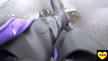 Preview 4 of Sexy Milf Stoya Squirt - Rubbercape in the rain