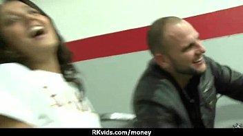 Preview 4 of Sexi Garm Indion Ful Moves - Sexy teen nails her butt on hard dick for cash 8