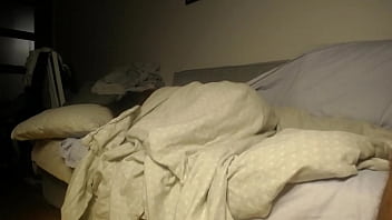 Preview 1 of Phim Sex Uong Nuoc Bot Vietsub - Could STEPSON really Crawl under the Blanket&amp_Cum in STEPMOM at Night?