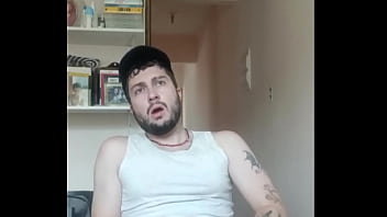 Preview 3 of Youjizz Pela - Branquinho tatuado batendo uma at&eacute_ gozar