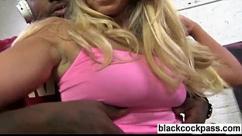 Preview 4 of Ehefick 25 - Big tit teen blonde and gang of black men
