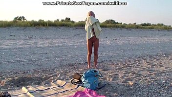Preview 4 of Indian Women Flashing With Boys - Amateur oral sex and high energy pussy fuck on the beach