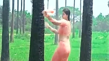 Preview 4 of Squirt Oma - Kerala Girl Meghana Raj - Hot Ass Shake and Navel Show in Wet Saree