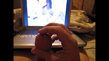 Preview 2 of B N N C Ra Nhi U - Jerking to porn and cumming