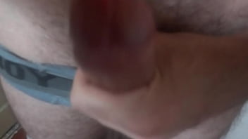 Preview 3 of Morena Na Cozinha - Novinho s&oacute_ na Punheta com uma super gozada 2