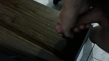 Preview 3 of Hitam Porno - garoto gozando