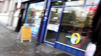 Preview 3 of Video De Corno Caiu Na Net - PornXN British girl pissing in public